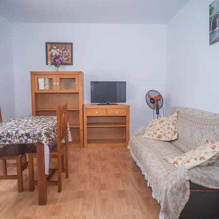Tranquilos En Conil - Exclusivo Para Familias Y Parejas Con Facil Aparcamiento - Es-180-36